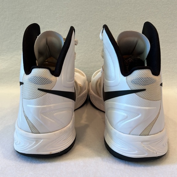 Nike Zoom Hyperfuse 2012 White Black High Top Basketball Shoes 11.5 GUC - Picture 8 of 11
